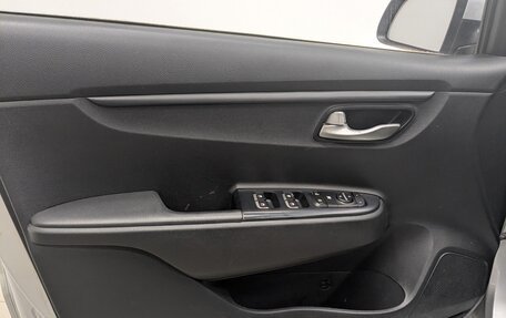 KIA Rio IV, 2021 год, 930 000 рублей, 9 фотография