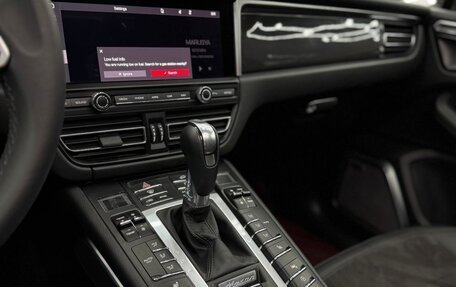 Porsche Macan I рестайлинг, 2021 год, 6 090 000 рублей, 13 фотография