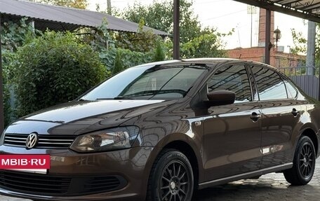 Volkswagen Polo VI (EU Market), 2014 год, 880 000 рублей, 2 фотография