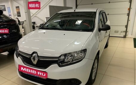 Renault Logan II, 2016 год, 658 000 рублей, 5 фотография