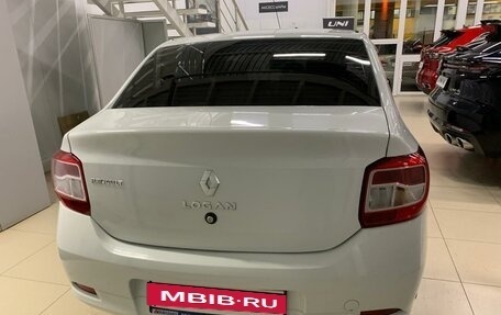 Renault Logan II, 2016 год, 658 000 рублей, 8 фотография