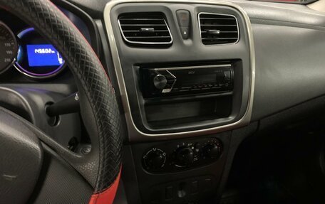 Renault Logan II, 2016 год, 658 000 рублей, 17 фотография