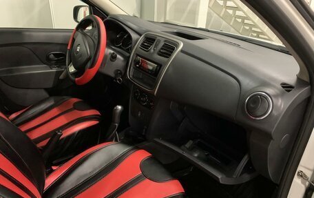 Renault Logan II, 2016 год, 658 000 рублей, 23 фотография