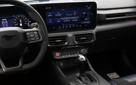 Ford Mustang, 2025 год, 12 500 000 рублей, 14 фотография