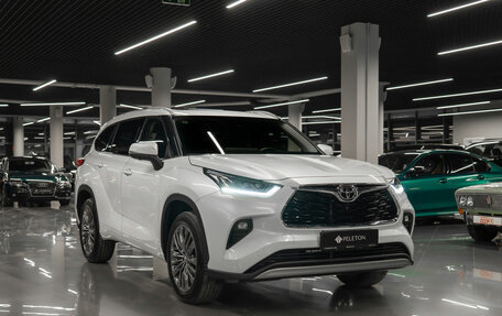 Toyota Highlander, 2025 год, 6 150 000 рублей, 2 фотография