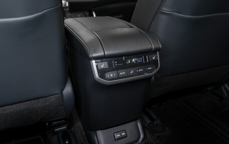 Toyota Highlander, 2025 год, 6 150 000 рублей, 13 фотография