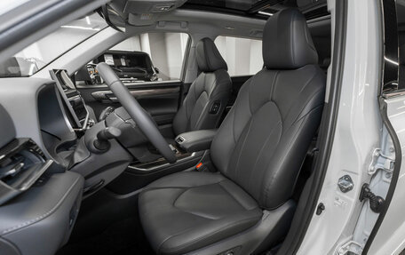 Toyota Highlander, 2025 год, 6 150 000 рублей, 9 фотография