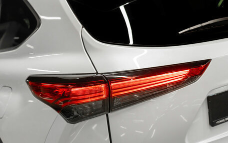 Toyota Highlander, 2025 год, 6 150 000 рублей, 28 фотография