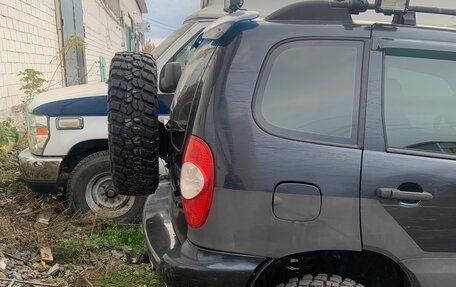 Chevrolet Niva I рестайлинг, 2007 год, 899 000 рублей, 11 фотография