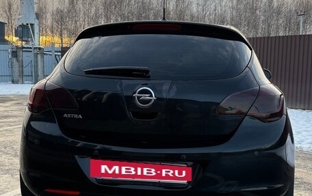 Opel Astra J, 2010 год, 550 000 рублей, 3 фотография