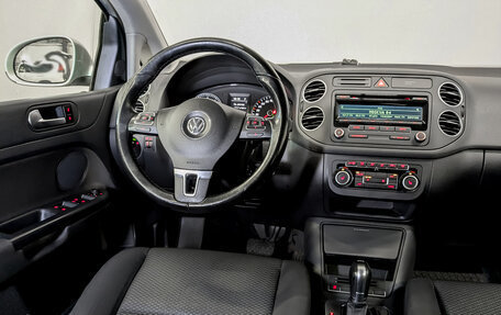 Volkswagen Golf Plus II, 2013 год, 810 000 рублей, 25 фотография