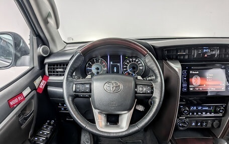 Toyota Fortuner II, 2020 год, 3 990 000 рублей, 23 фотография