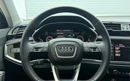 Audi Q3, 2022 год, 2 600 000 рублей, 12 фотография