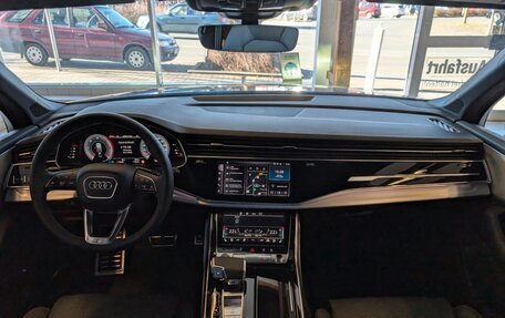 Audi Q7, 2025 год, 10 900 000 рублей, 15 фотография