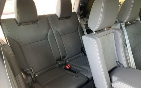 Land Rover Discovery IV, 2025 год, 14 970 000 рублей, 23 фотография