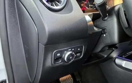 Mercedes-Benz GLB, 2022 год, 3 500 000 рублей, 13 фотография