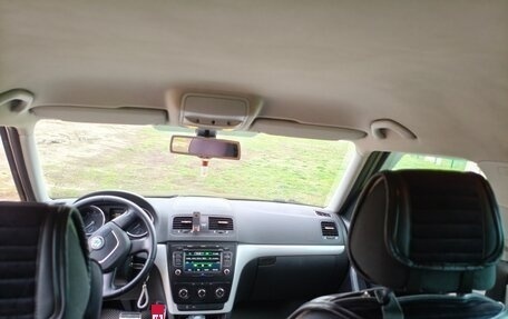 Skoda Yeti I рестайлинг, 2011 год, 645 000 рублей, 12 фотография