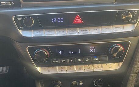 Hyundai Sonata VII, 2017 год, 2 000 000 рублей, 4 фотография