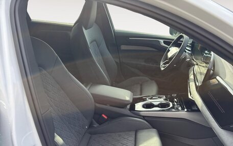 Audi A6, 2025 год, 9 960 000 рублей, 15 фотография