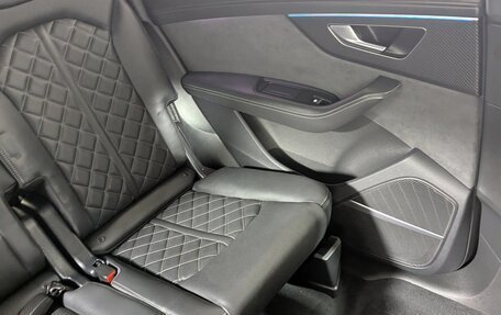 Audi SQ7, 2025 год, 19 098 222 рублей, 15 фотография