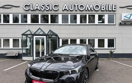BMW 5 серия, 2025 год, 3 700 000 рублей, 1 фотография
