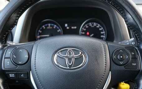 Toyota RAV4, 2017 год, 2 290 000 рублей, 8 фотография