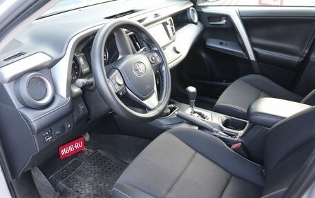 Toyota RAV4, 2017 год, 2 290 000 рублей, 16 фотография