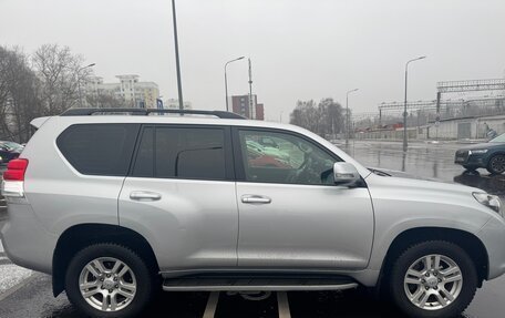 Toyota Land Cruiser Prado 150 рестайлинг 2, 2013 год, 3 600 000 рублей, 2 фотография