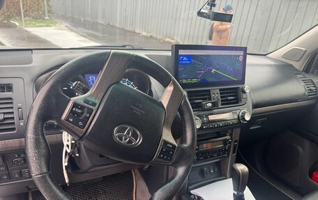 Toyota Land Cruiser Prado 150 рестайлинг 2, 2013 год, 3 600 000 рублей, 8 фотография