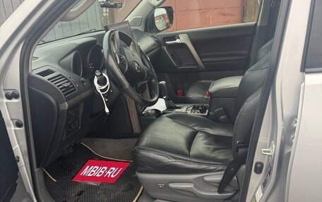 Toyota Land Cruiser Prado 150 рестайлинг 2, 2013 год, 3 600 000 рублей, 10 фотография