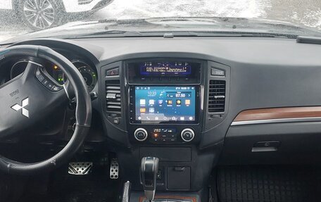 Mitsubishi Pajero IV, 2007 год, 1 080 000 рублей, 10 фотография