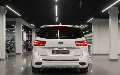 KIA Carnival III, 2019 год, 2 980 150 рублей, 6 фотография