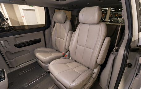 KIA Carnival III, 2019 год, 2 980 150 рублей, 13 фотография