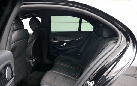 Mercedes-Benz E-Класс, 2018 год, 2 700 000 рублей, 10 фотография