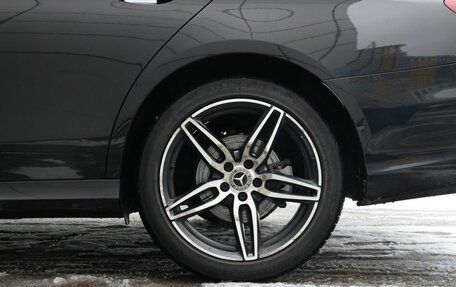 Mercedes-Benz E-Класс, 2018 год, 2 700 000 рублей, 21 фотография