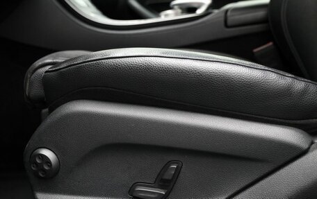 Mercedes-Benz E-Класс, 2018 год, 2 700 000 рублей, 14 фотография