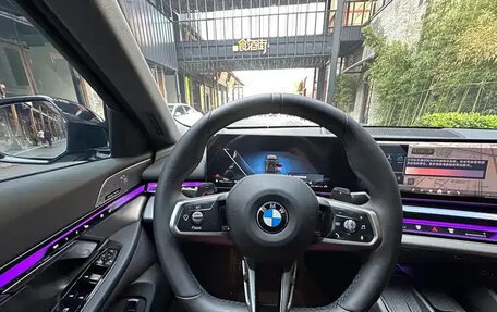 BMW 5 серия, 2025 год, 7 450 000 рублей, 15 фотография