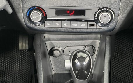 KIA Rio III рестайлинг, 2017 год, 1 300 000 рублей, 18 фотография