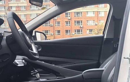 Hyundai Elantra, 2022 год, 1 500 000 рублей, 7 фотография