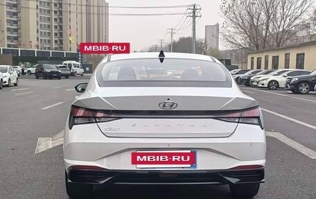 Hyundai Elantra, 2022 год, 1 500 000 рублей, 6 фотография