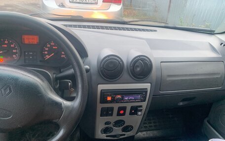 Renault Logan I, 2006 год, 200 000 рублей, 8 фотография