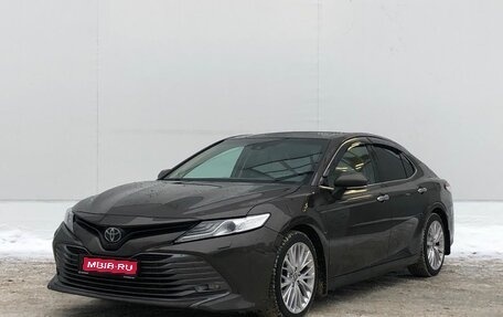 Toyota Camry, 2021 год, 3 300 000 рублей, 1 фотография