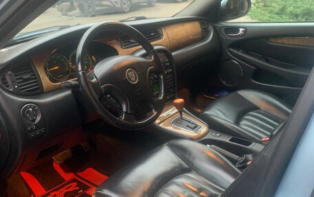 Jaguar X-Type I рестайлинг, 2002 год, 790 000 рублей, 10 фотография