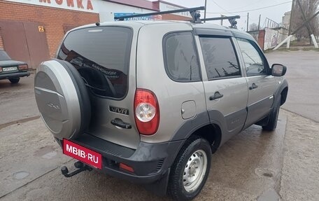 Chevrolet Niva I рестайлинг, 2011 год, 465 000 рублей, 4 фотография