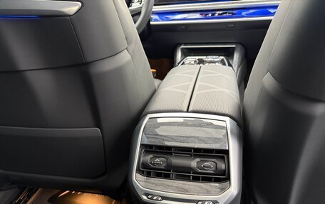 BMW 7 серия, 2024 год, 14 890 000 рублей, 31 фотография