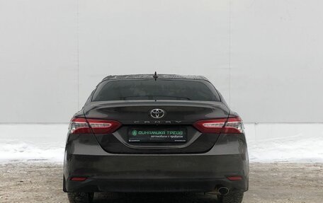 Toyota Camry, 2021 год, 3 300 000 рублей, 6 фотография