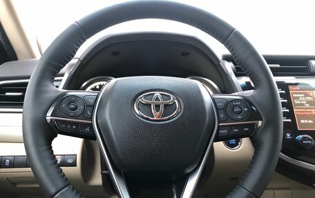 Toyota Camry, 2021 год, 3 300 000 рублей, 19 фотография