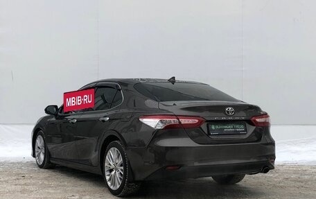 Toyota Camry, 2021 год, 3 300 000 рублей, 7 фотография