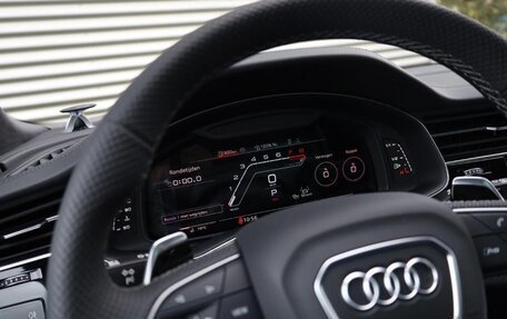 Audi RS Q8 I, 2025 год, 17 700 076 рублей, 16 фотография