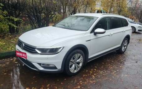 Volkswagen Passat B8 рестайлинг, 2018 год, 2 650 000 рублей, 3 фотография